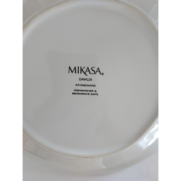 Mikasa Dahlia Stoneware Blush Pink Curved Salad Plates - Set of 2 - 8" - Picture 2 of 3